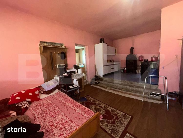 Casă cu 4 camere cu Teren 100 Mp în Jichișu de Jos