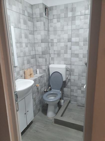 Garsonieră decomandată în Sud