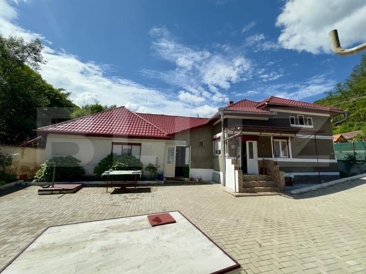 Casă individuală cu 3 camere cu Canalizare în Cugir