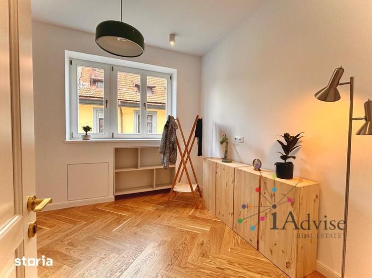 Apartament cu 3 camere în Schei