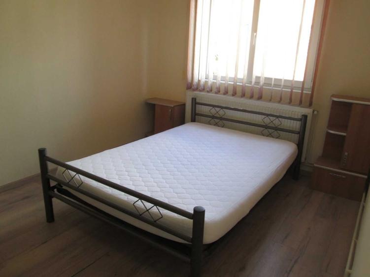 Apartament cu 2 camere semidecomandat în Exterior Vest