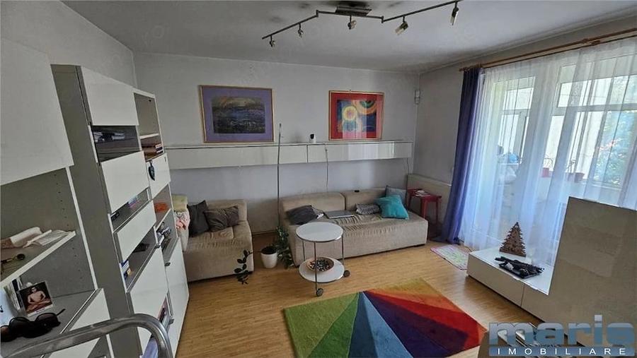 Apartament cu 3 camere în Tudorul Vechi