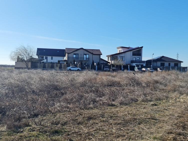 Teren Construcții intravilan de 500 mp, în Km 5