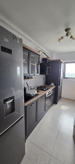 Apartament cu 2 camere decomandat în Giulești