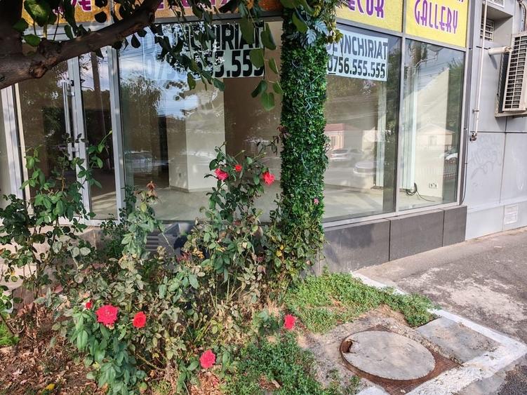 Spațiu comercial, de 80 mp, în Călărași
