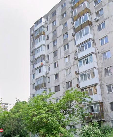 Apartament cu 2 camere decomandat în Militari