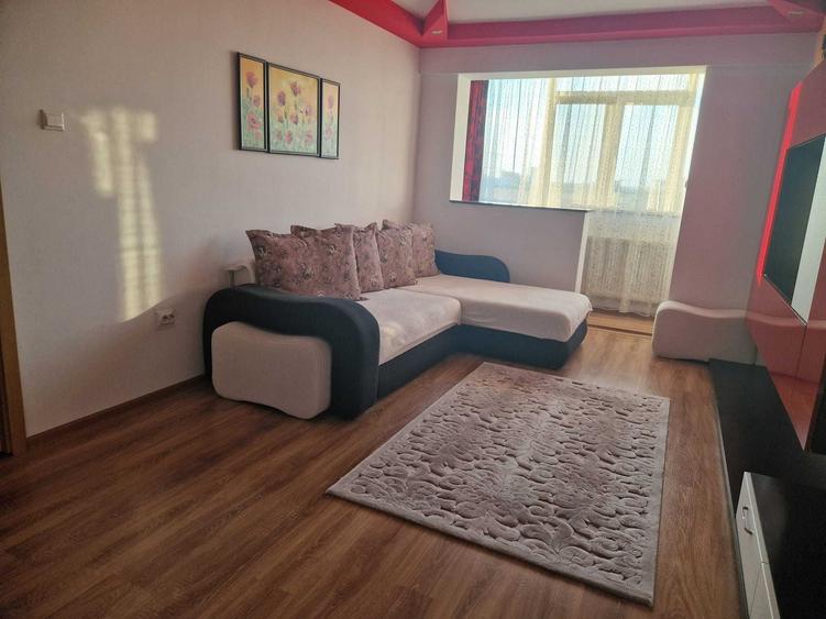 Apartament cu 2 camere decomandat în Micro 18