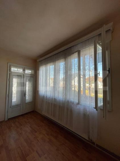 Casă individuală cu 3 camere cu Canalizare în Câmpia Turzii