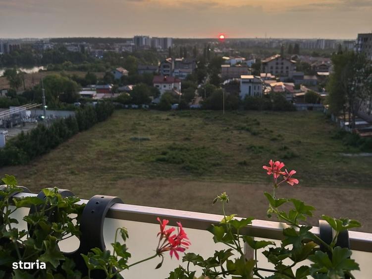 Apartament cu 3 camere decomandat în Băneasa