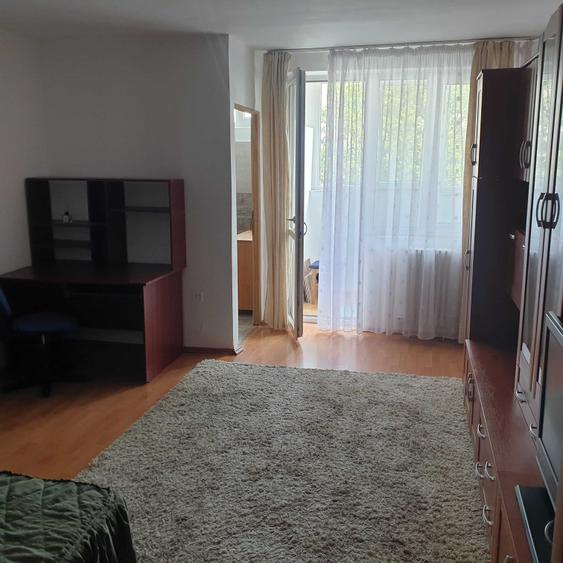 Garsonieră decomandată în Florești