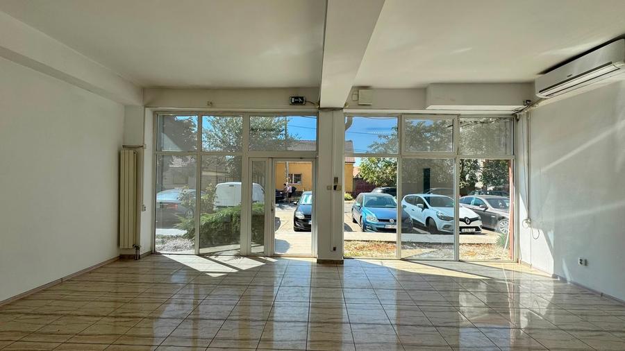 Spațiu comercial, de 161 mp, în Iosia-Nord