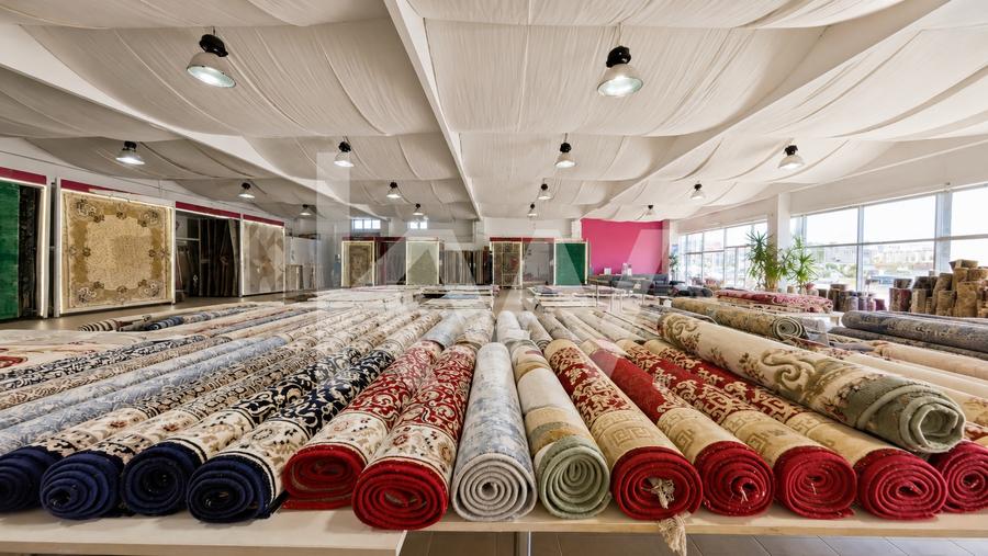 Spațiu comercial, de 443 mp, în Bartolomeu