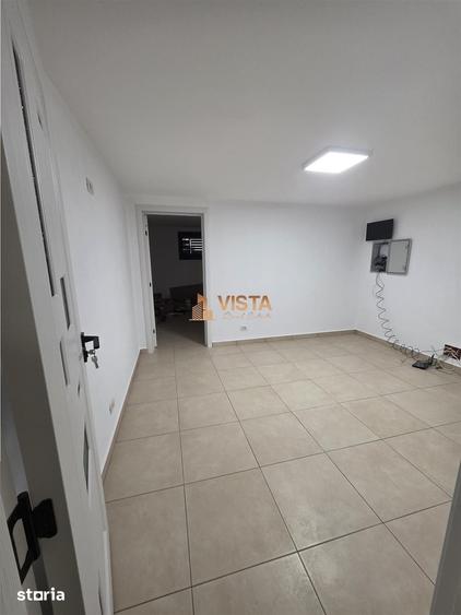 Casă cu 4 camere cu Canalizare în Central