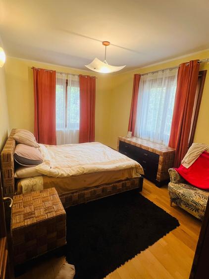 Casă individuală cu 4 camere cu Canalizare în Exterior Vest