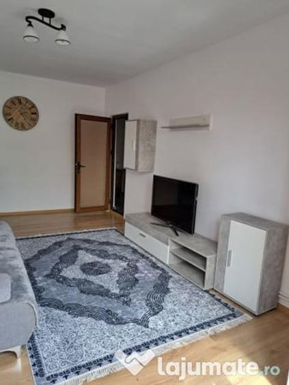 Apartament cu 2 camere decomandat în Siderurgiștilor