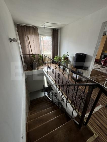 Casă individuală cu 6 camere cu Canalizare în Sud
