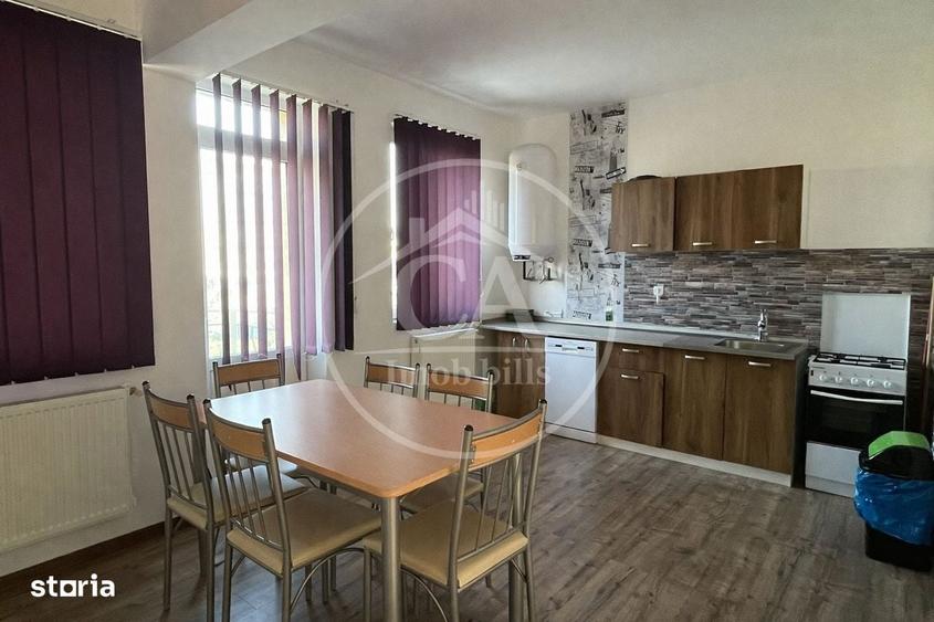 Apartament cu 4 camere decomandat în Rontău