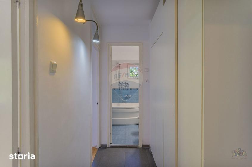 Apartament cu 3 camere în Tei