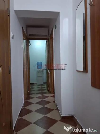 Garsonieră decomandată în Cantemir