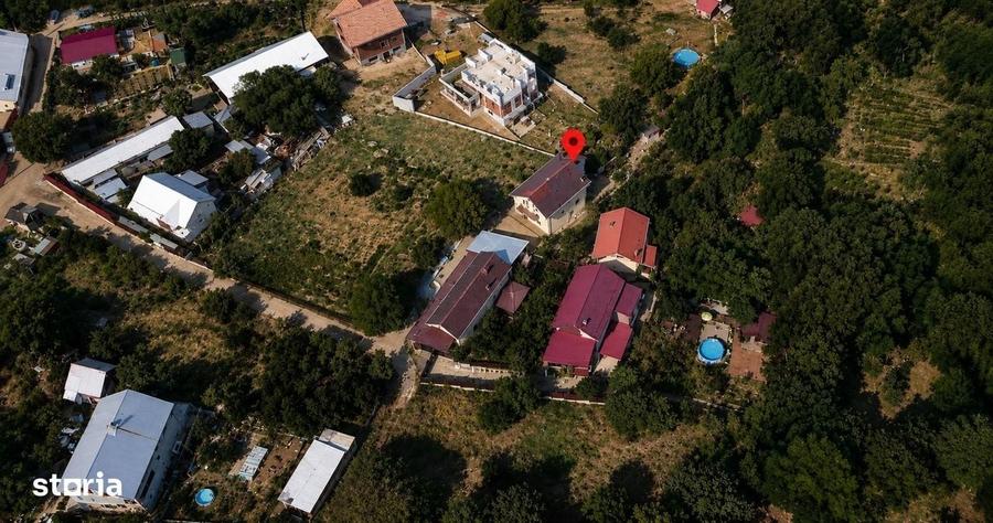 Casă cu 4 camere în Central