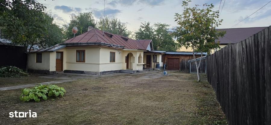 Casă cu 3 camere cu Teren 1125 Mp în Șerbănești
