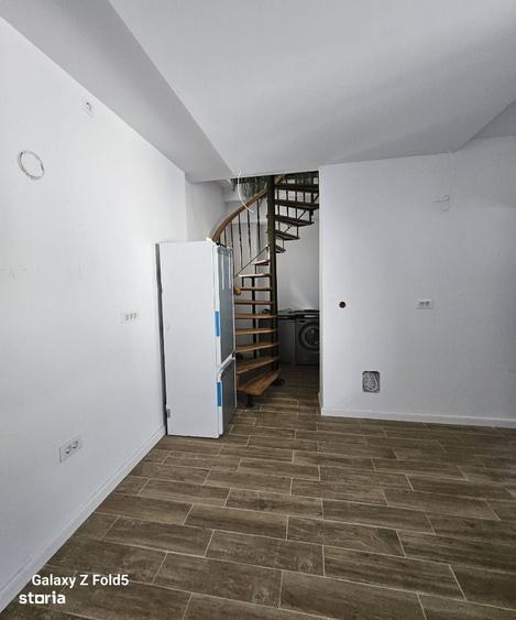 Casă cu 3 camere decomandat în Calea Clujului