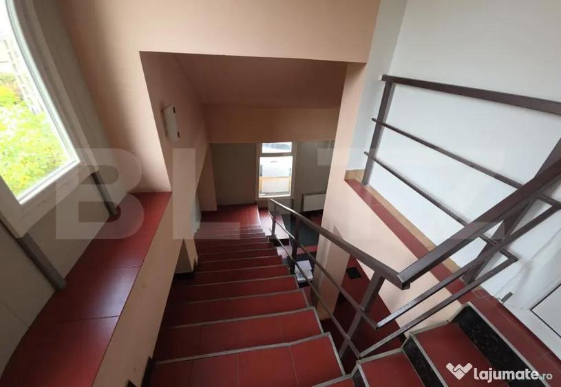 Spațiu comercial, de 308 mp, în Central