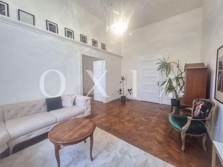 Apartament cu 2 camere semidecomandat, mobilat în Semicentral