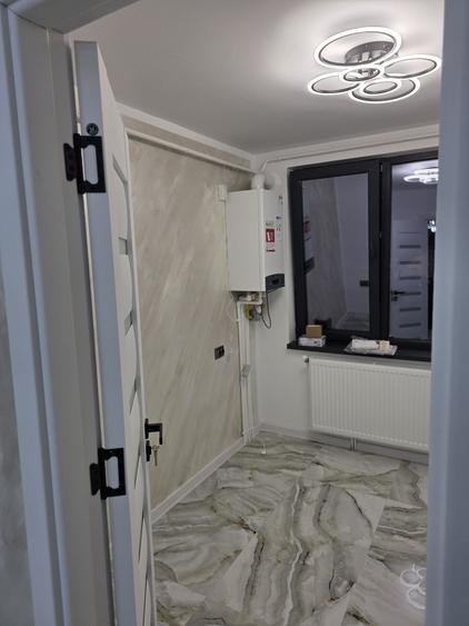 Apartament cu 2 camere semidecomandat în Independenței