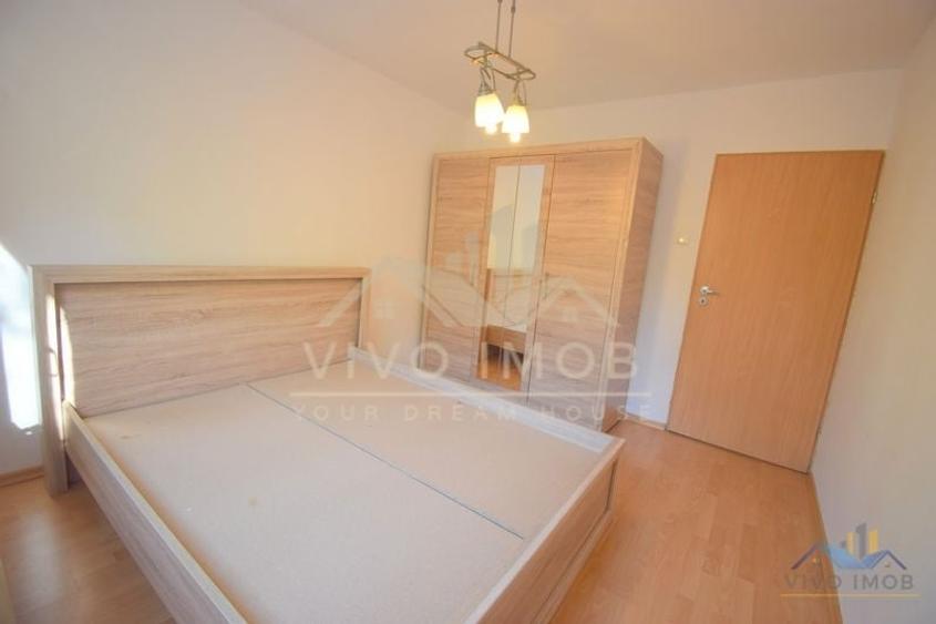 Apartament cu 3 camere semidecomandat în Titan