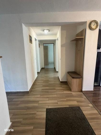 Apartament 3 camere decomandat zona Selimbar - 4
