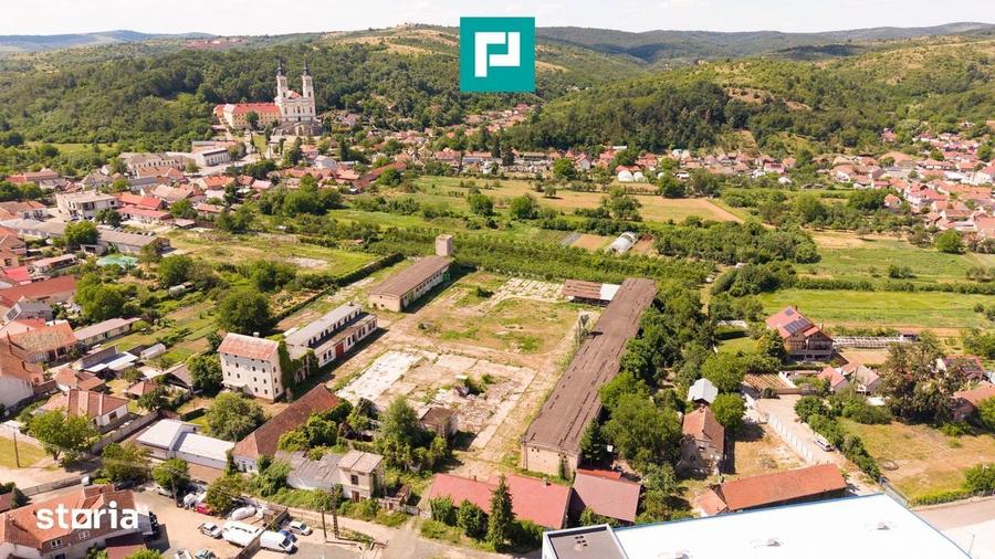 Spațiu comercial, de 700 mp, în Central