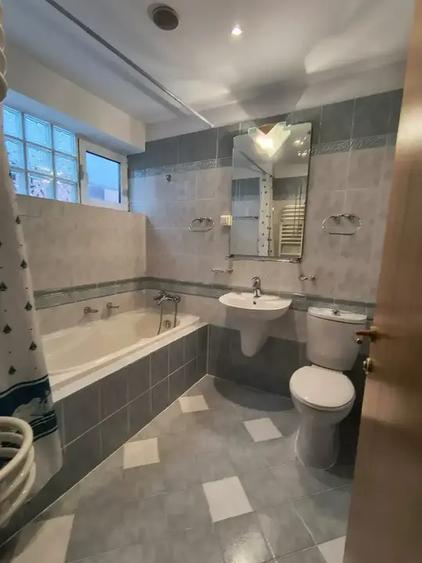 Apartament cu 3 camere decomandat, mobilat în Herăstrău