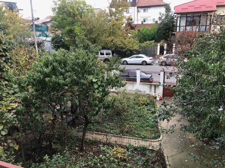 Casă individuală cu 5 camere cu Canalizare în Pajura