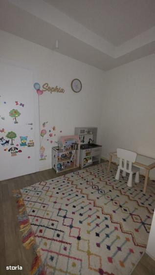 Apartament cu 3 camere în Ștefăneștii de Jos