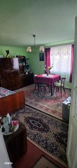 Casă cu 3 camere cu Teren 1443 Mp în Mihai Viteazu