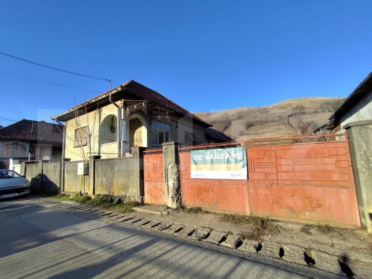 Casă individuală cu 2 camere cu Canalizare în Nord-Vest