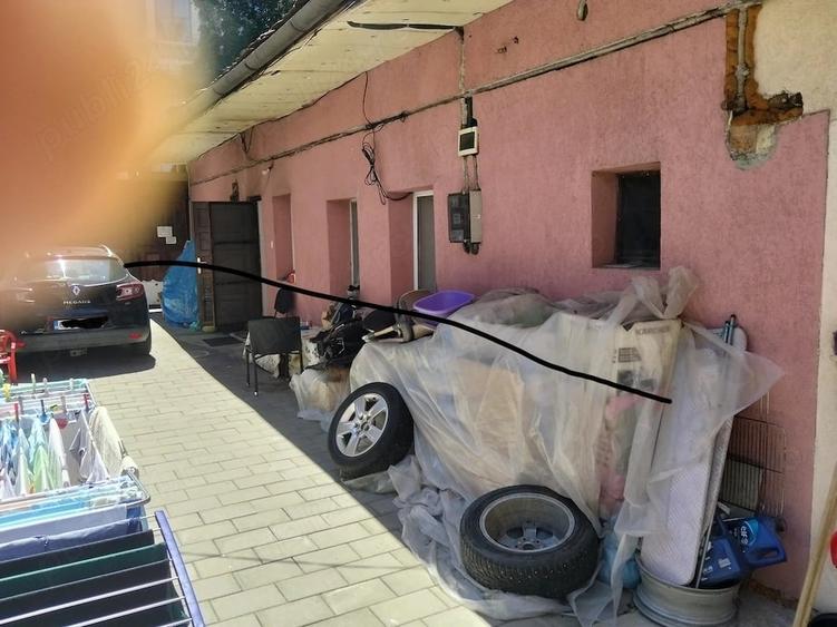 Casă cu Teren 60 Mp în Central