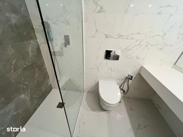 4 camere lux, One Mamaia terasa de 100 mp ?i vedere frontala - 11