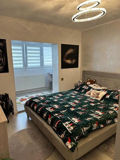 Apartament cu 3 camere decomandat în Ultracentral