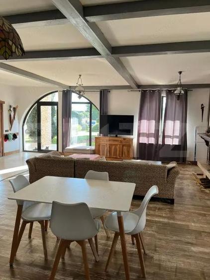 Casă cu 3 camere cu Teren 980 Mp în Valea