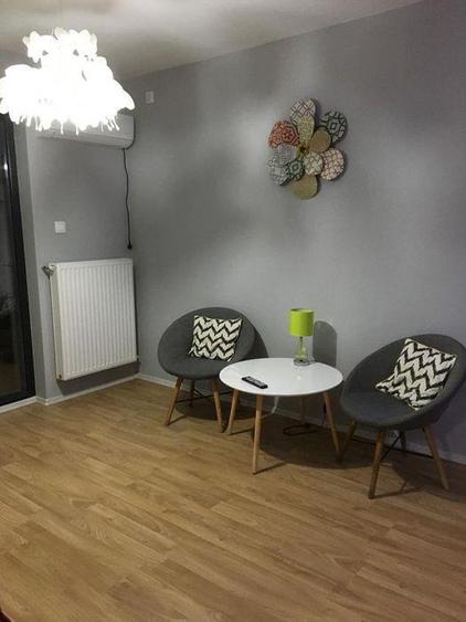 Apartament cu 2 camere decomandat în Între Lacuri