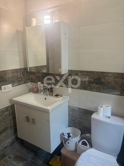 Apartament cu 3 camere decomandat, mobilat în Trivale