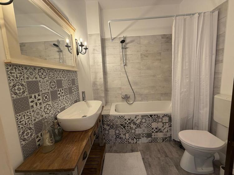 Apartament 4 camere - 2 bai - 3 balcoane - garaj - Hipodrom - str Rahovei - 15