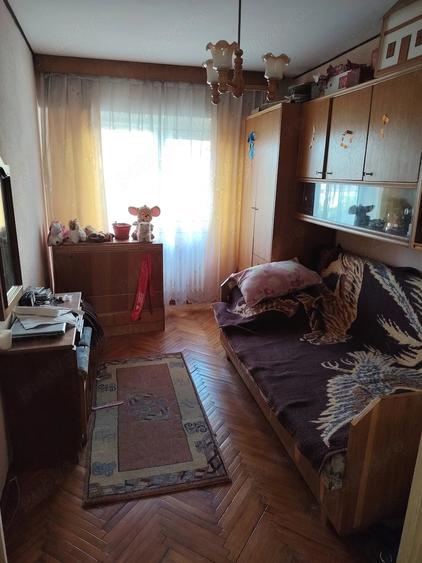 Apartament cu 3 camere decomandat în Nord