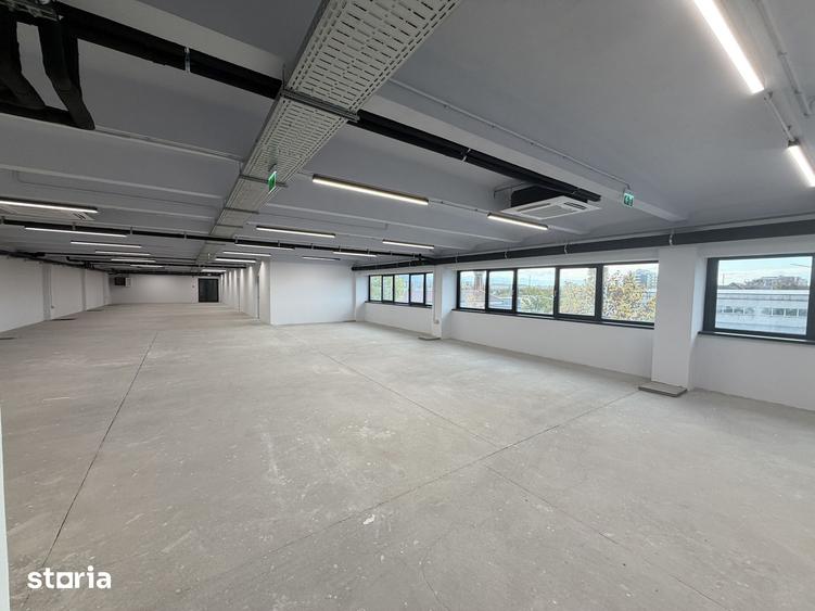 Spațiu comercial, de 564 mp, în Central