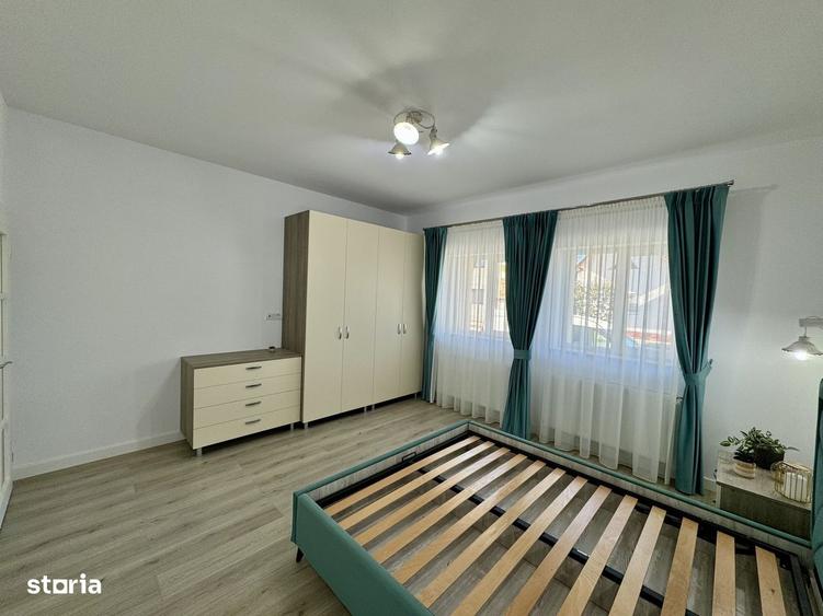 Casă cu 3 camere cu Canalizare în Central