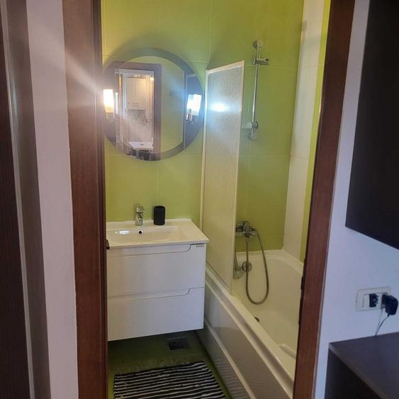 Apartament cu 2 camere decomandat în Podgoria