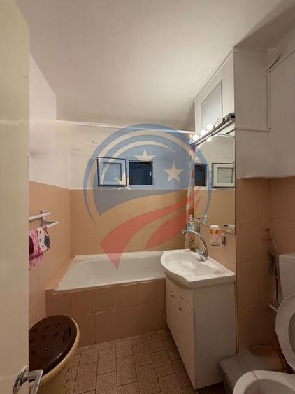 Apartament cu 3 camere decomandat în Brazda lui Novac