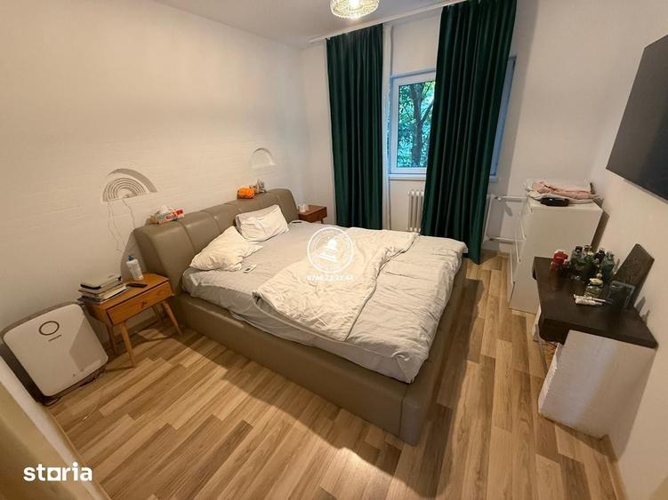 Apartament cu 4 camere semidecomandat în Tătărași